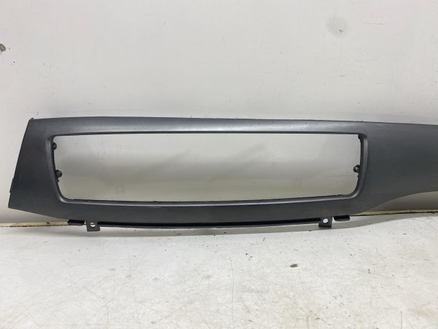 bontott MITSUBISHI LANCER Középső Műszerfal Díszléc