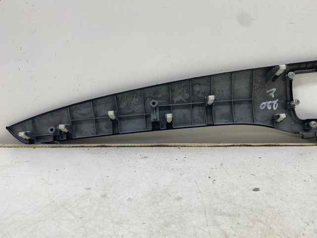 bontott MITSUBISHI LANCER Középső Műszerfal Díszléc