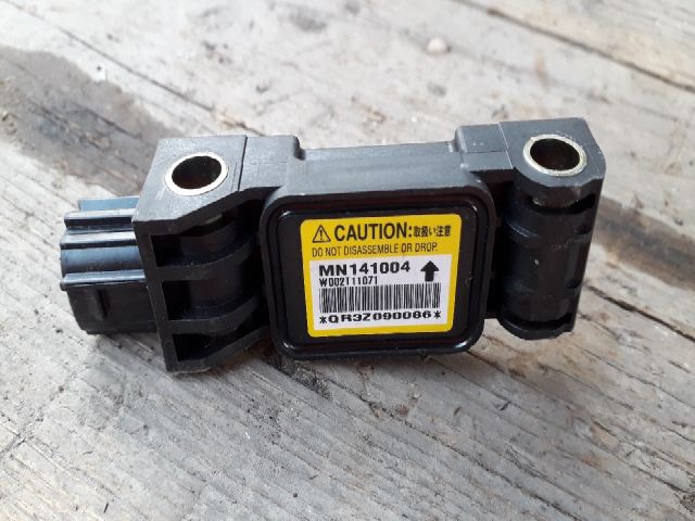 bontott MITSUBISHI LANCER Légzsák Indító Modul Oldallégzsák