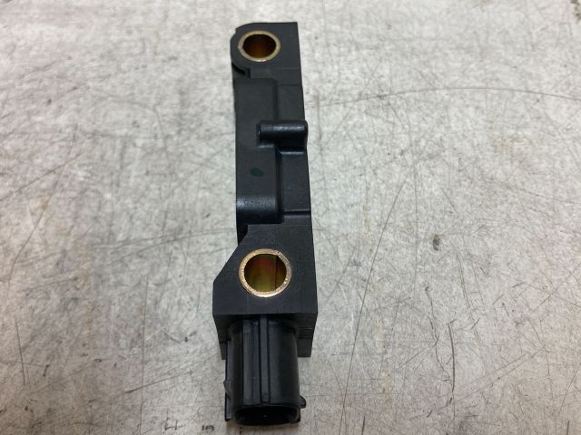 bontott MITSUBISHI LANCER Légzsák Indító Modul Oldallégzsák