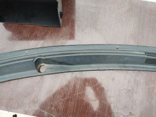 bontott MITSUBISHI LANCER Levélrács