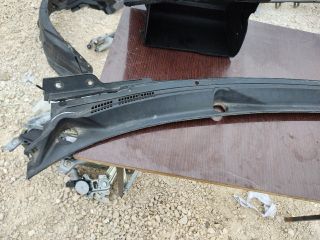 bontott MITSUBISHI LANCER Levélrács