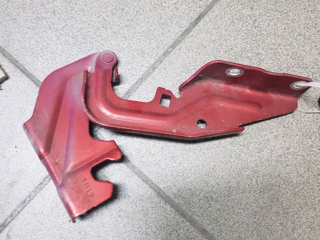 bontott MITSUBISHI LANCER Motorháztető Bal Zsanér