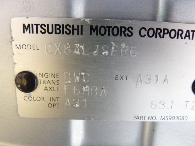 bontott MITSUBISHI LANCER Motorháztető Szigetelés