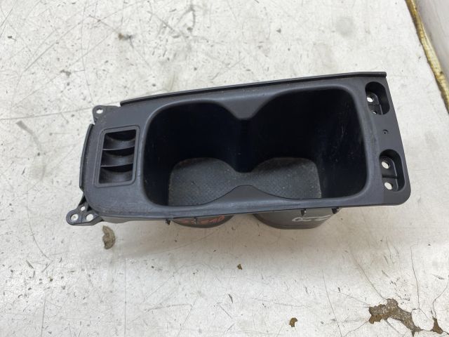 bontott MITSUBISHI LANCER Pohártartó