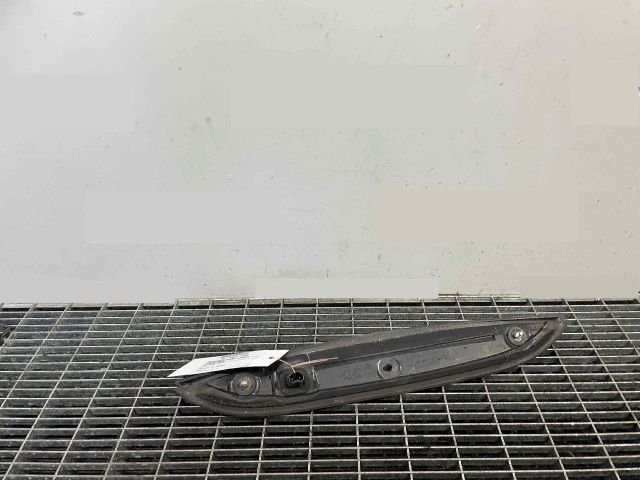 bontott MITSUBISHI LANCER Pótféklámpa