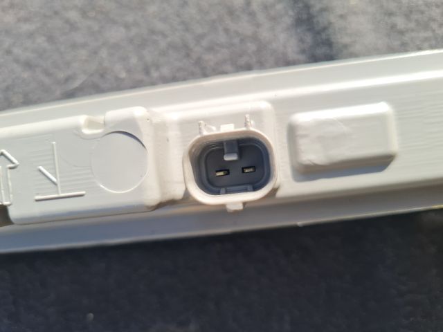 bontott MITSUBISHI LANCER Pótféklámpa