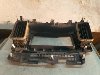 bontott MITSUBISHI LANCER Rádió / CD Keret