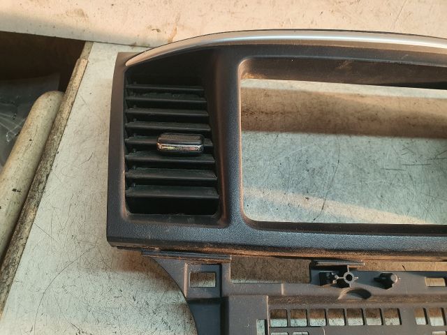 bontott MITSUBISHI LANCER Rádió / CD Keret