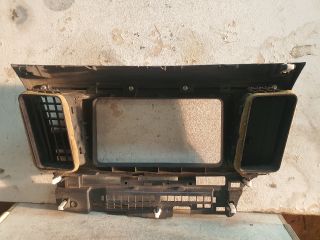 bontott MITSUBISHI LANCER Rádió / CD Keret