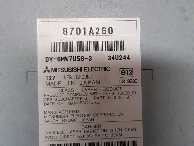 bontott MITSUBISHI LANCER Rádió / CD