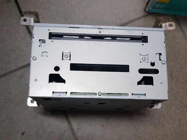 bontott MITSUBISHI LANCER Rádió / CD