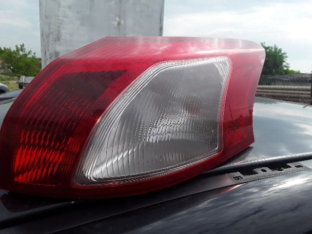 bontott MITSUBISHI LANCER Szivargyújtó Aljzat