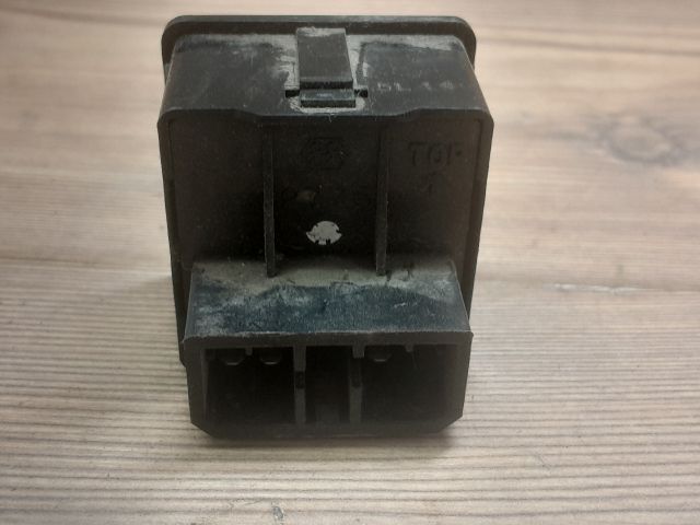 bontott MITSUBISHI LANCER Tükör Kapcsoló