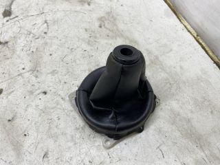 bontott MITSUBISHI LANCER Váltószoknya