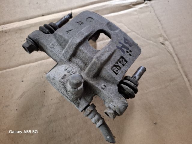 bontott MITSUBISHI LANCER VII Bal hátsó Féknyereg Munkahengerrel