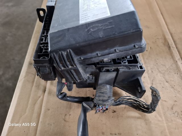 bontott MITSUBISHI LANCER VII Biztosítéktábla Motortér