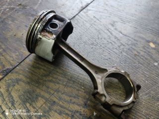 bontott MITSUBISHI LANCER VII Dugattyú és Hajtókar