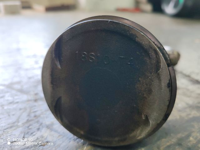 bontott MITSUBISHI LANCER VII Dugattyú és Hajtókar