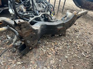 bontott MITSUBISHI LANCER VII Első Bölcső