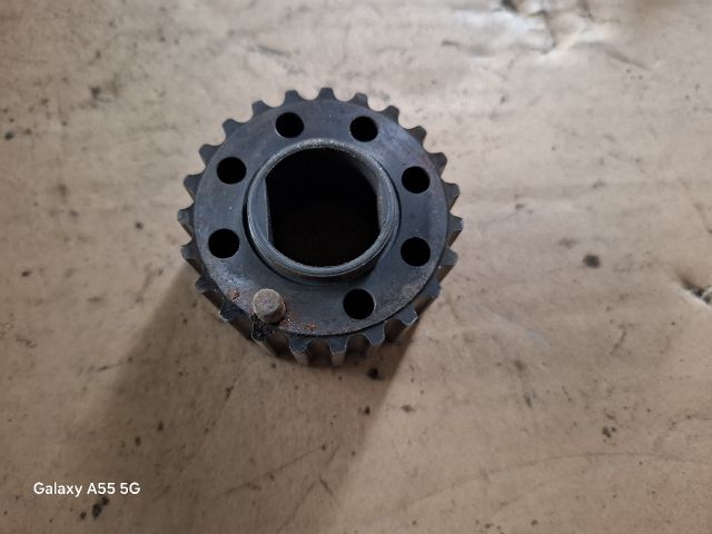 bontott MITSUBISHI LANCER VII Főtengely Bordáskerék / Lánckerék