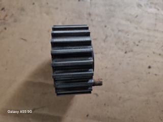 bontott MITSUBISHI LANCER VII Főtengely Bordáskerék / Lánckerék