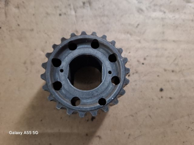 bontott MITSUBISHI LANCER VII Főtengely Bordáskerék / Lánckerék