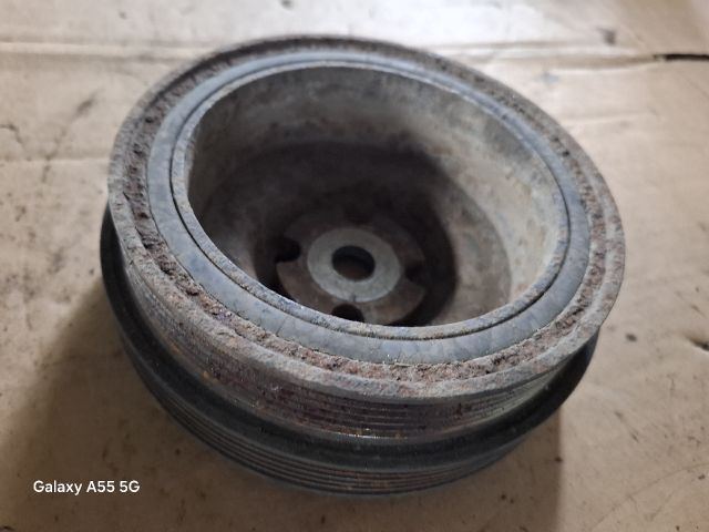 bontott MITSUBISHI LANCER VII Főtengely Szíjtárcsa