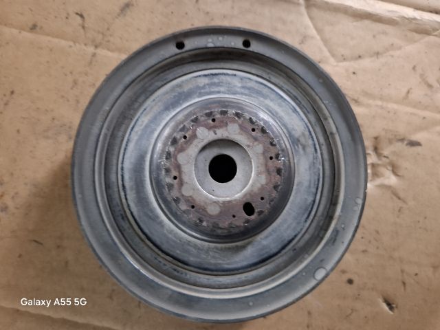 bontott MITSUBISHI LANCER VII Főtengely Szíjtárcsa