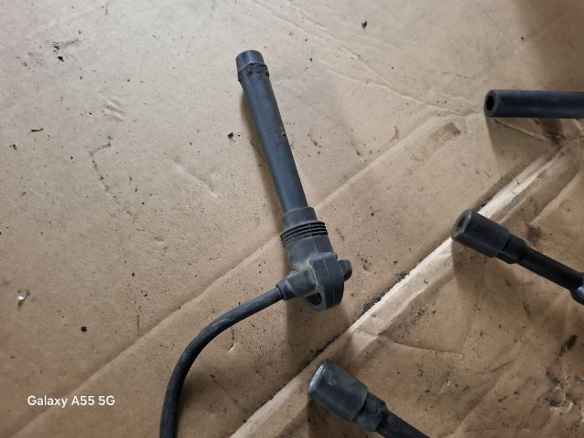 bontott MITSUBISHI LANCER VII Gyújtótrafó Szett