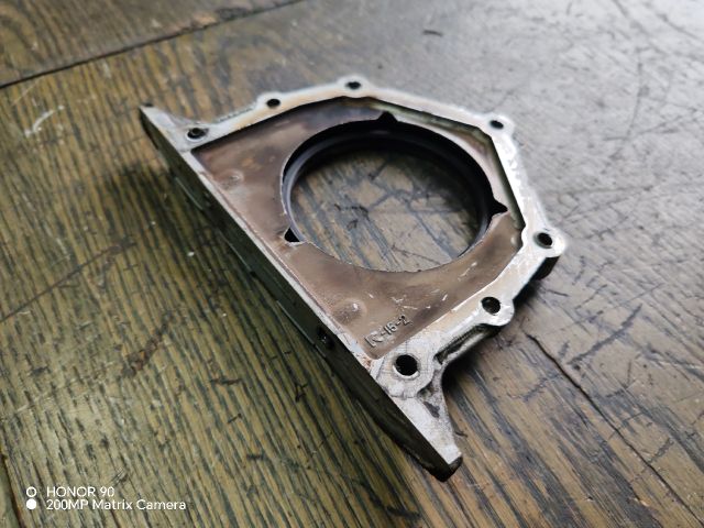 bontott MITSUBISHI LANCER VII Hátsó Főtengely Szimmeringház