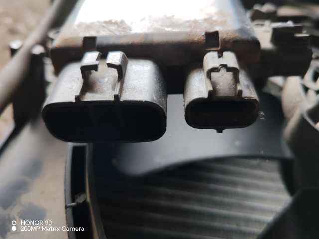 bontott MITSUBISHI LANCER VII Hűtő Ventilátor(ok), Radiátor(ok) Szett