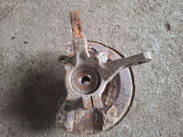 bontott MITSUBISHI LANCER VII Jobb első Csonkállvány Kerékaggyal