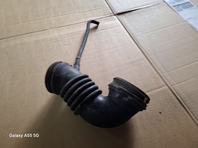 bontott MITSUBISHI LANCER VII Légbeömlő Cső