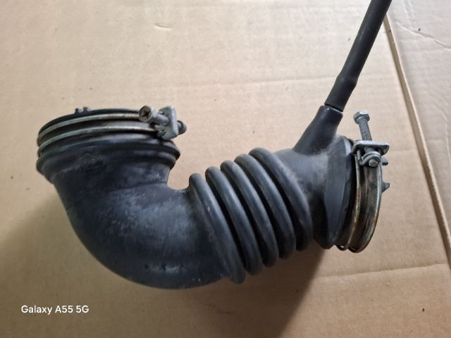 bontott MITSUBISHI LANCER VII Légbeömlő Cső