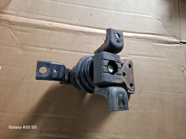 bontott MITSUBISHI LANCER VII Motor Tartó Bak (Fém)