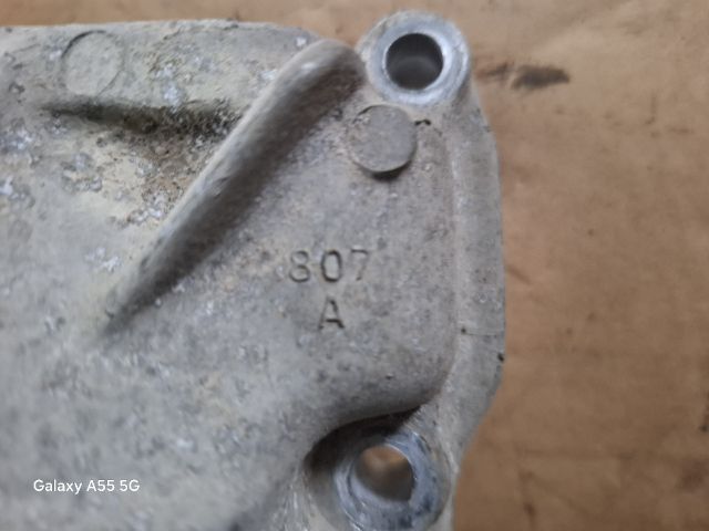 bontott MITSUBISHI LANCER VII Motor Tartó Bak (Fém)