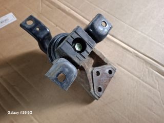 bontott MITSUBISHI LANCER VII Motor Tartó Bak (Fém)