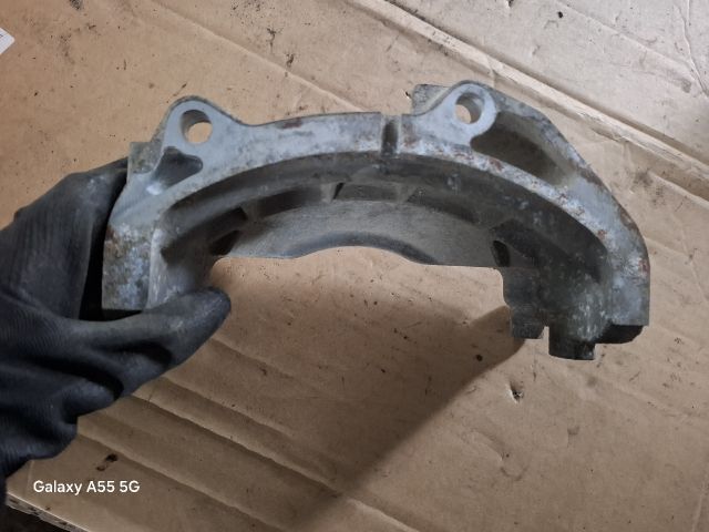 bontott MITSUBISHI LANCER VII Motor Tartó Bak (Fém)