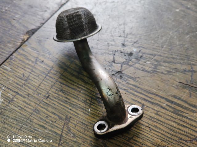 bontott MITSUBISHI LANCER VII Olajszivattyú Szűrőkosár