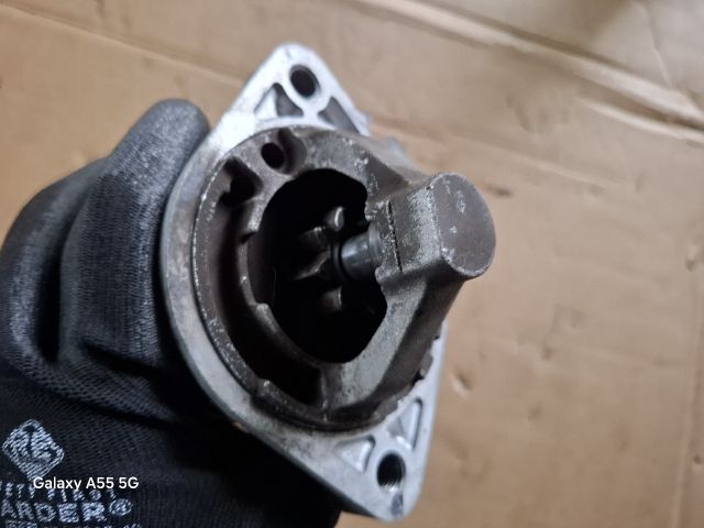 bontott MITSUBISHI LANCER VII Önindító