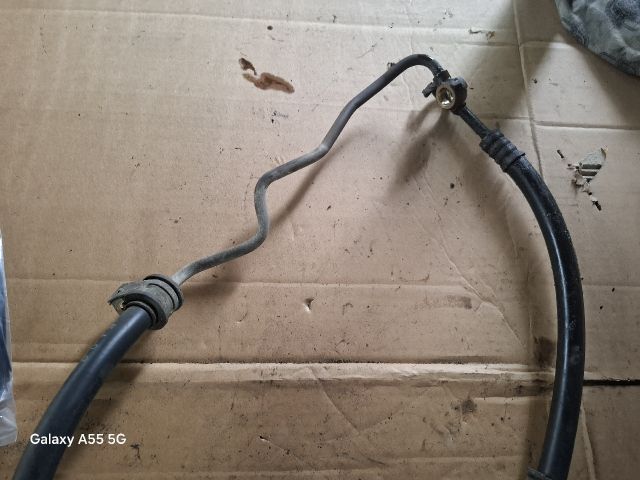 bontott MITSUBISHI LANCER VII Szervócső