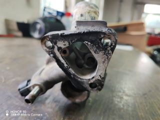 bontott MITSUBISHI LANCER VII Termosztátház