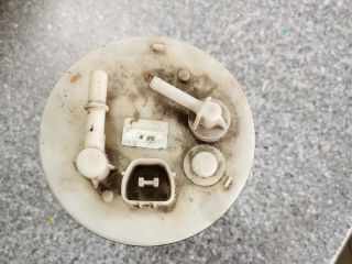 bontott MITSUBISHI LANCER VII Üzemanyag Szivattyú