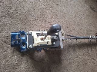 bontott MITSUBISHI LANCER VII Váltó Kulissza