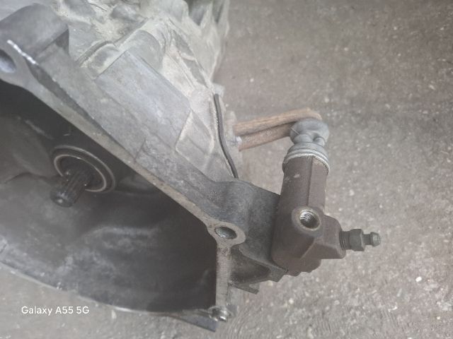 bontott MITSUBISHI LANCER VII Váltó (Mechanikus)