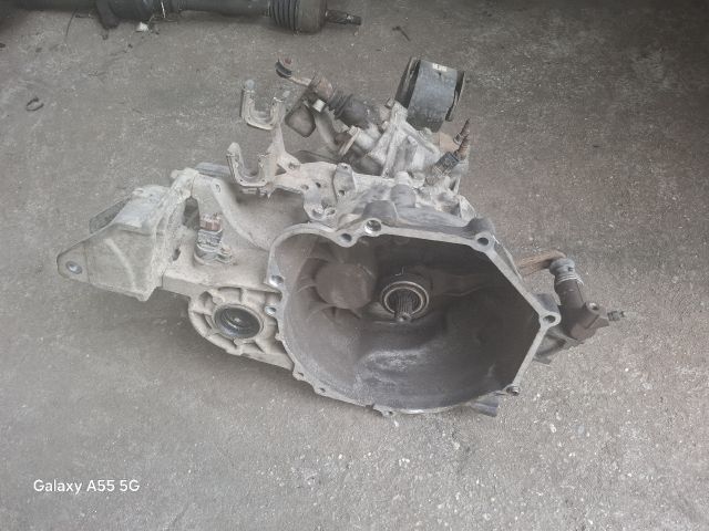 bontott MITSUBISHI LANCER VII Váltó (Mechanikus)