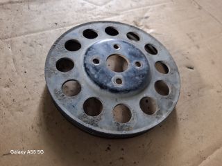 bontott MITSUBISHI LANCER VII Vízpumpa Szíjtárcsa