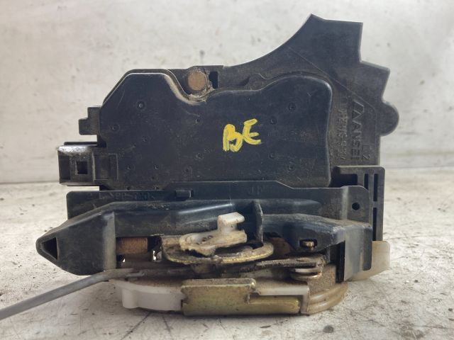 bontott MITSUBISHI LANCER VII Bal első Ajtózár