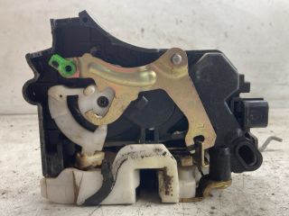 bontott MITSUBISHI LANCER VII Bal első Ajtózár